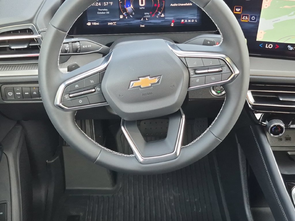 New 2027 Chevrolet Traverse LT w/ LPO, Floor Liner Package AWD/4WD image 18