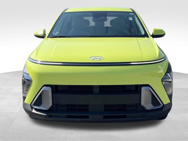 Used 2024 Hyundai Kona SE image 2