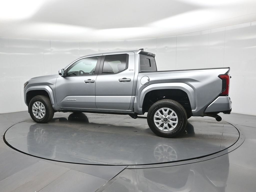 Used 2024 Toyota Tacoma SR5 image 6