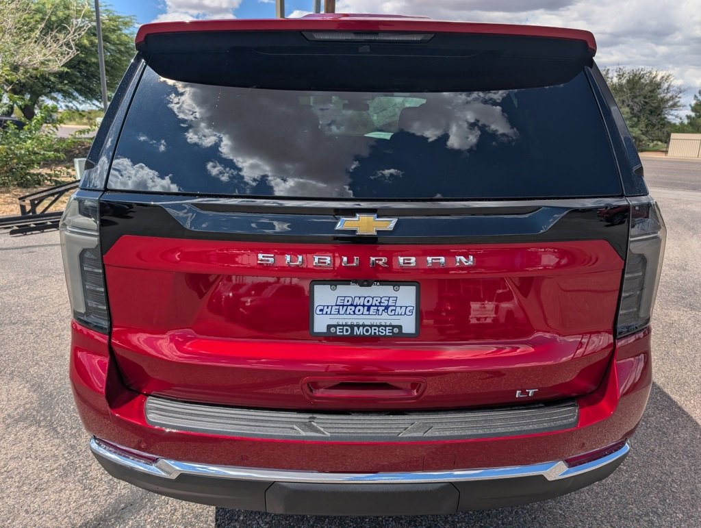 New 2025 Chevrolet Suburban LT w/ Comfort Package image 4
