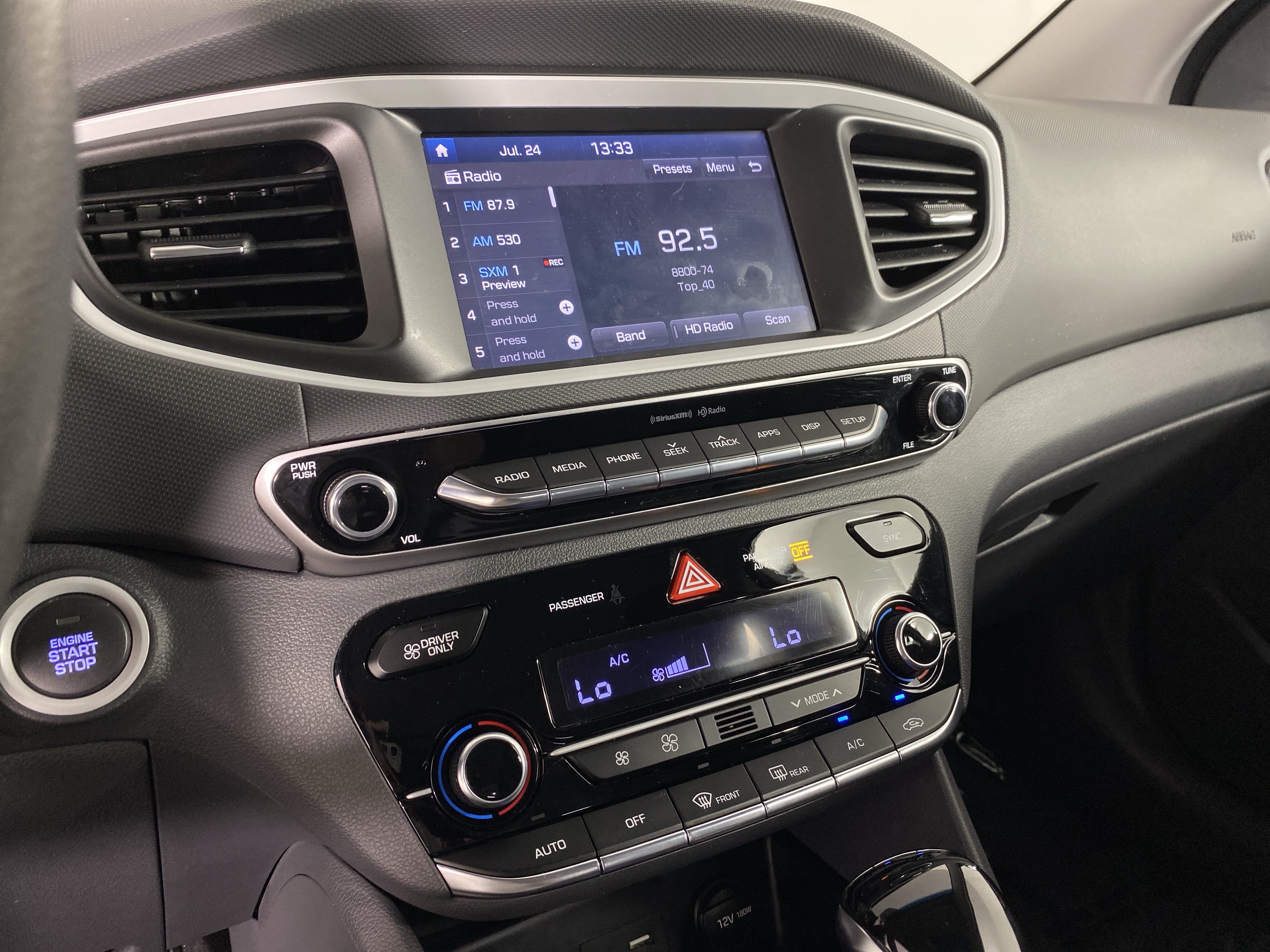 Used 2019 Hyundai Ioniq Blue FWD image 32
