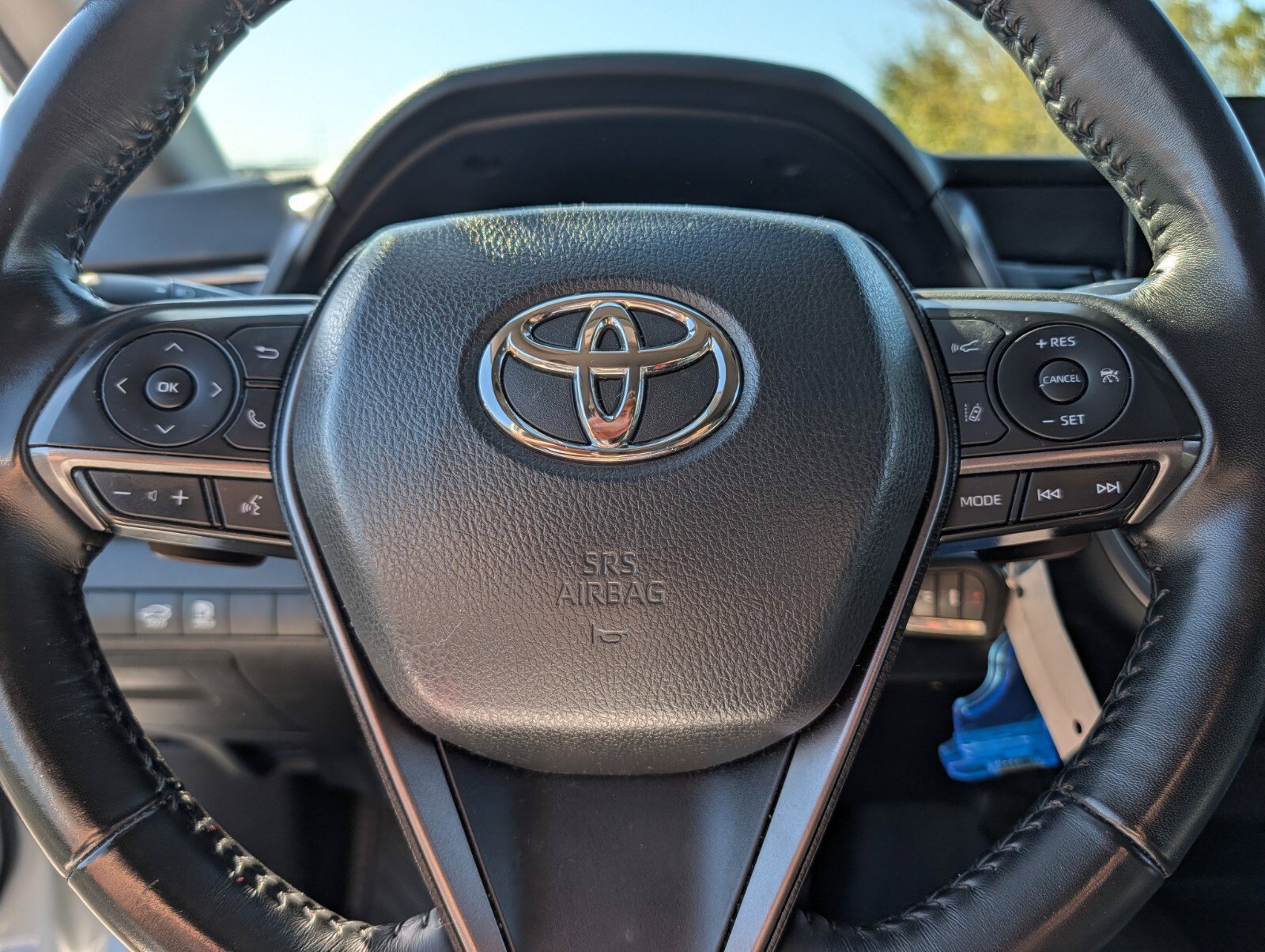 Used 2023 Toyota Camry SE AWD/4WD image 25