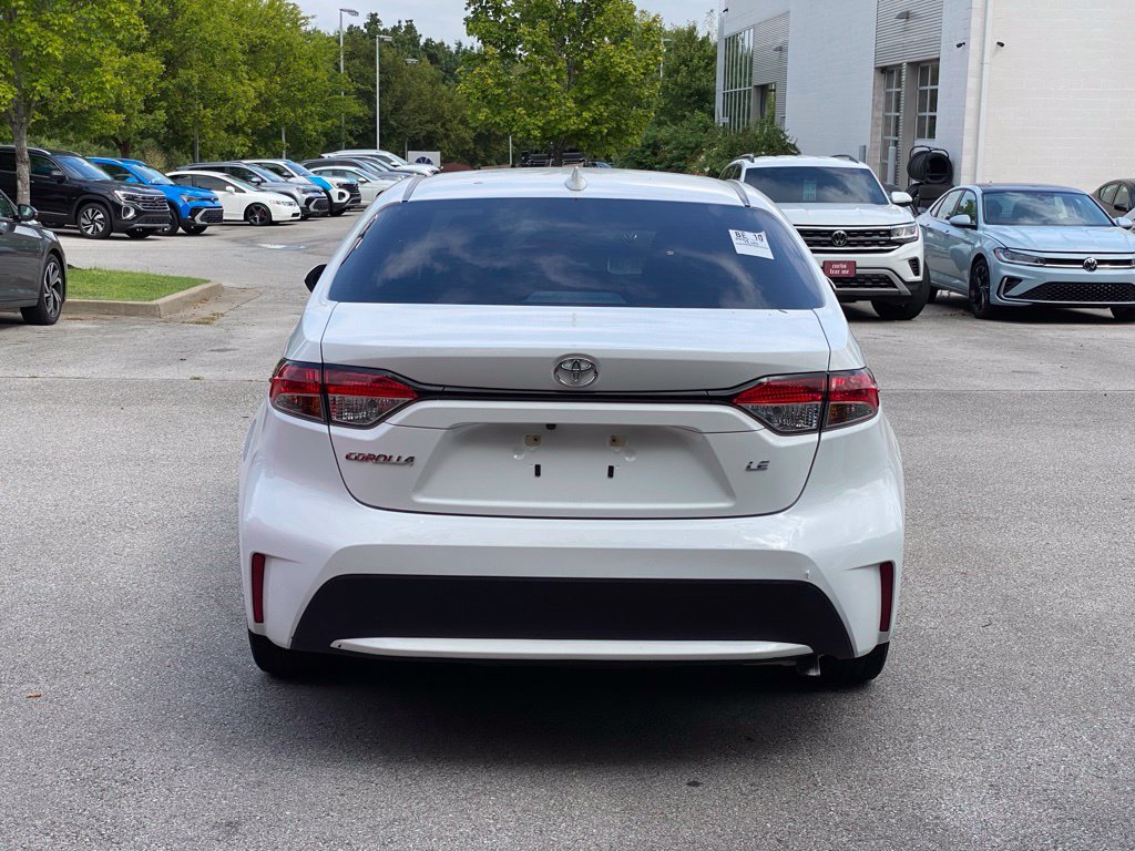 Used 2022 Toyota Corolla LE FWD image 6