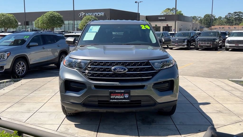 Used 2024 Ford Explorer XLT image 9