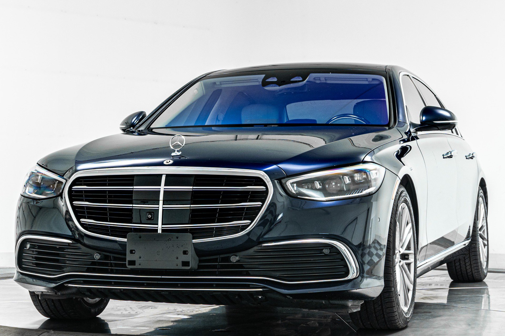 Used 2022 Mercedes-Benz S 580 4MATIC Sedan image 5