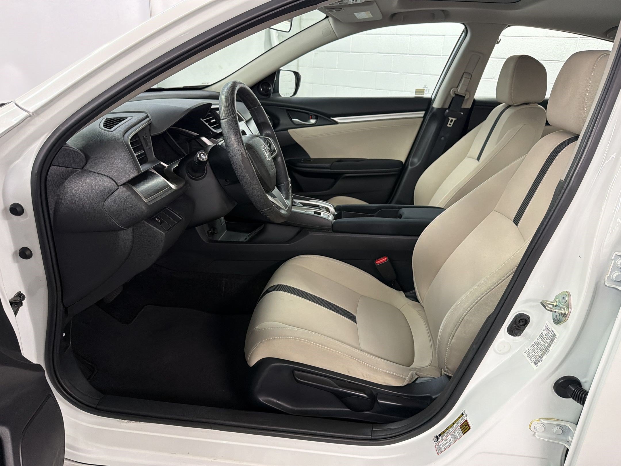 Certified 2017 Honda Civic EX image 5