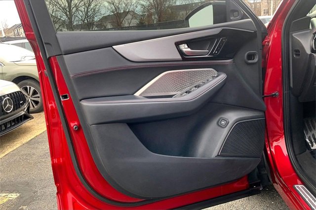 Used 2022 Acura MDX A-Spec image 18