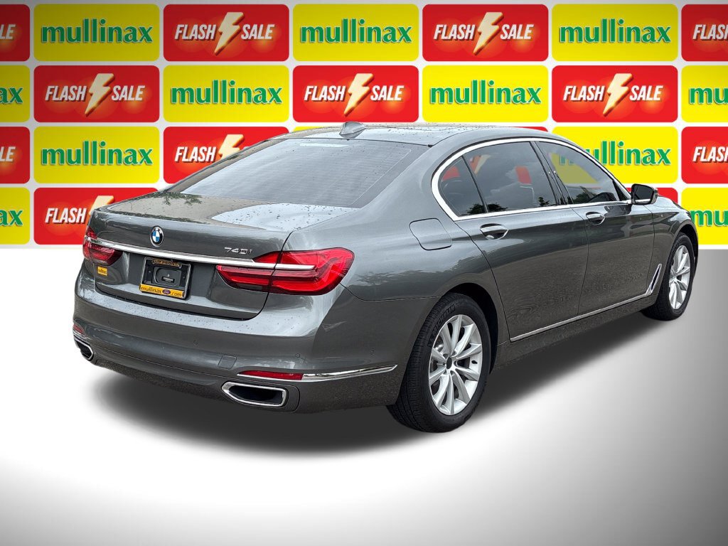Used 2017 BMW 740i RWD image 4