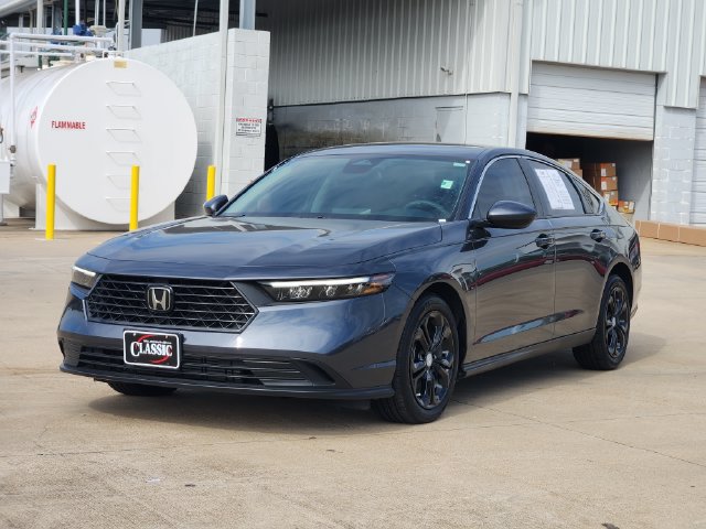 Used 2025 Honda Accord LX image 3