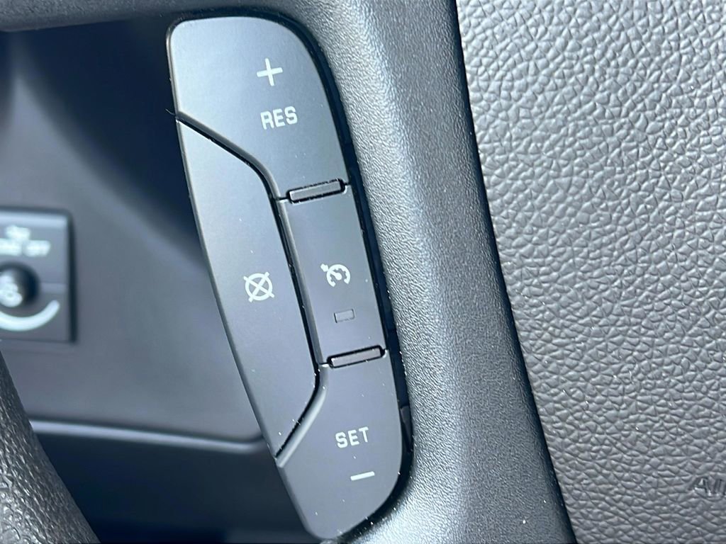 Used 2024 GMC Savana 2500 w/ Driver Convenience Package RWD image 20