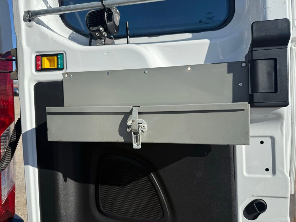 Used 2018 Ford Transit 250 130 Low Roof w/ Exterior Upgrade Package image 27