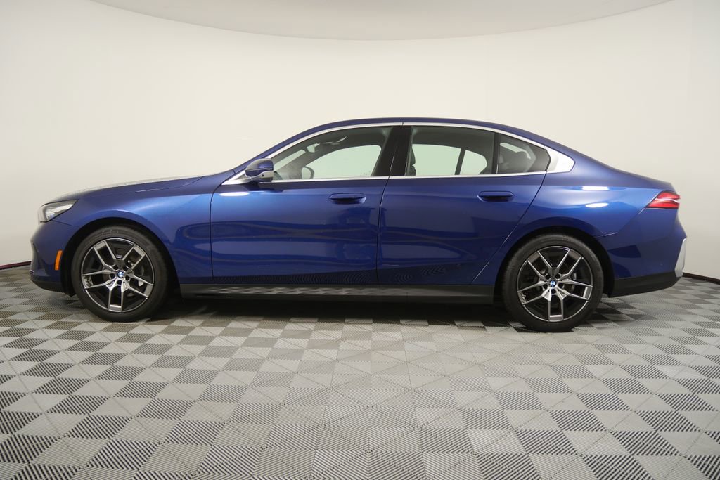 Certified 2026 BMW 530i image 6