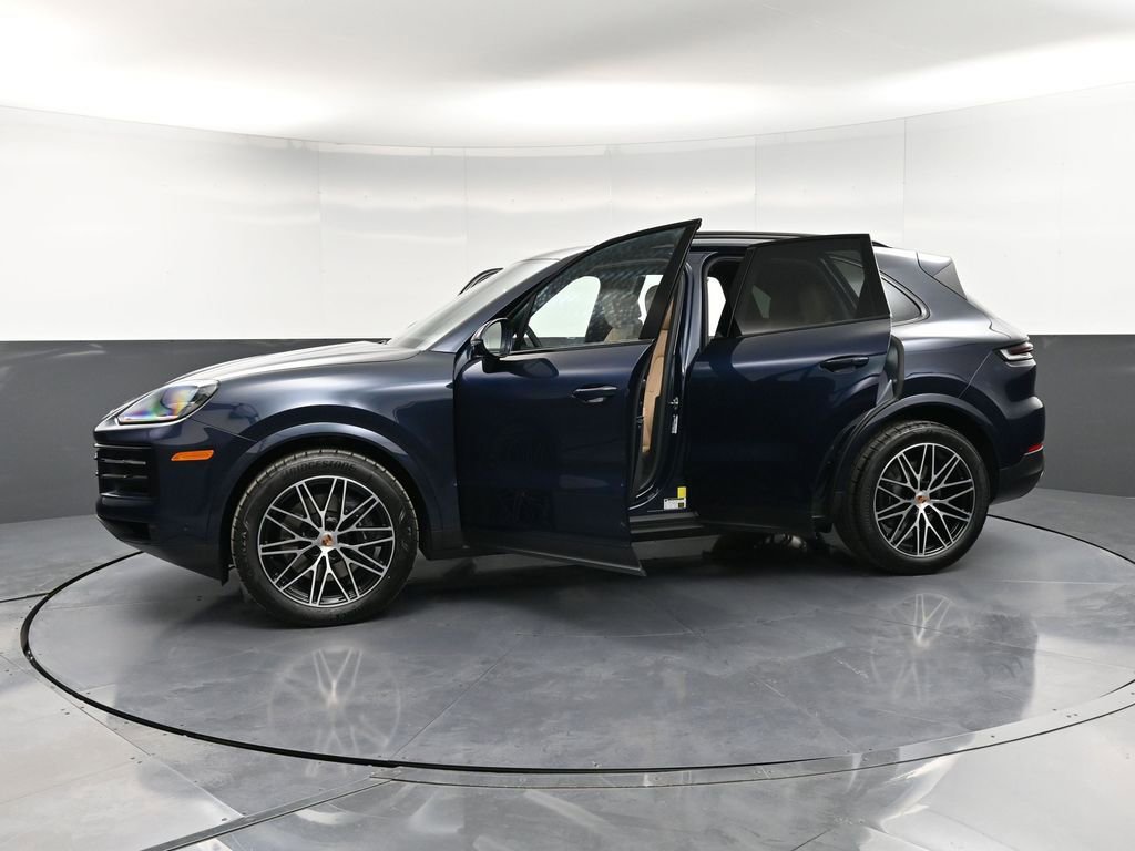 New 2026 Porsche Cayenne image 36
