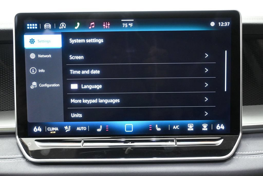 Used 2025 Volkswagen Tiguan SE R-Line AWD/4WD image 24