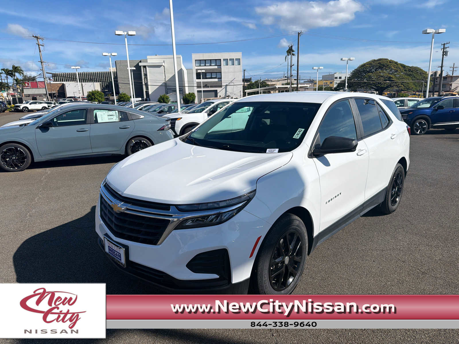 Used 2022 Chevrolet Equinox LS w/ LS Convenience Package image 1