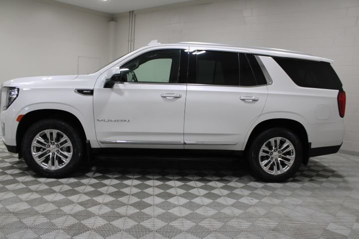 Used 2021 GMC Yukon SLT w/ SLT Premium Package AWD/4WD image 9