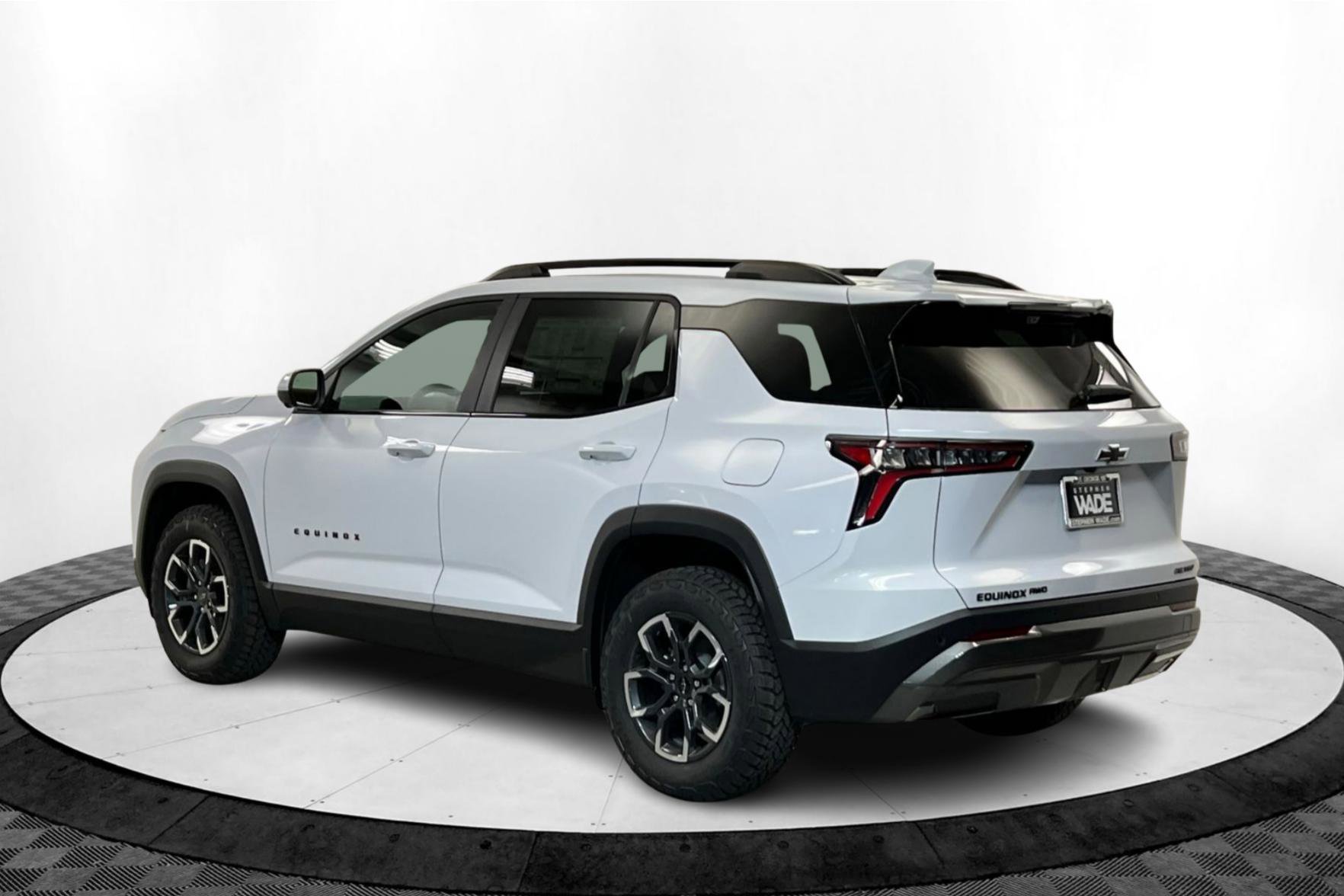 New 2026 Chevrolet Equinox ACTIV w/ Convenience Package III image 3