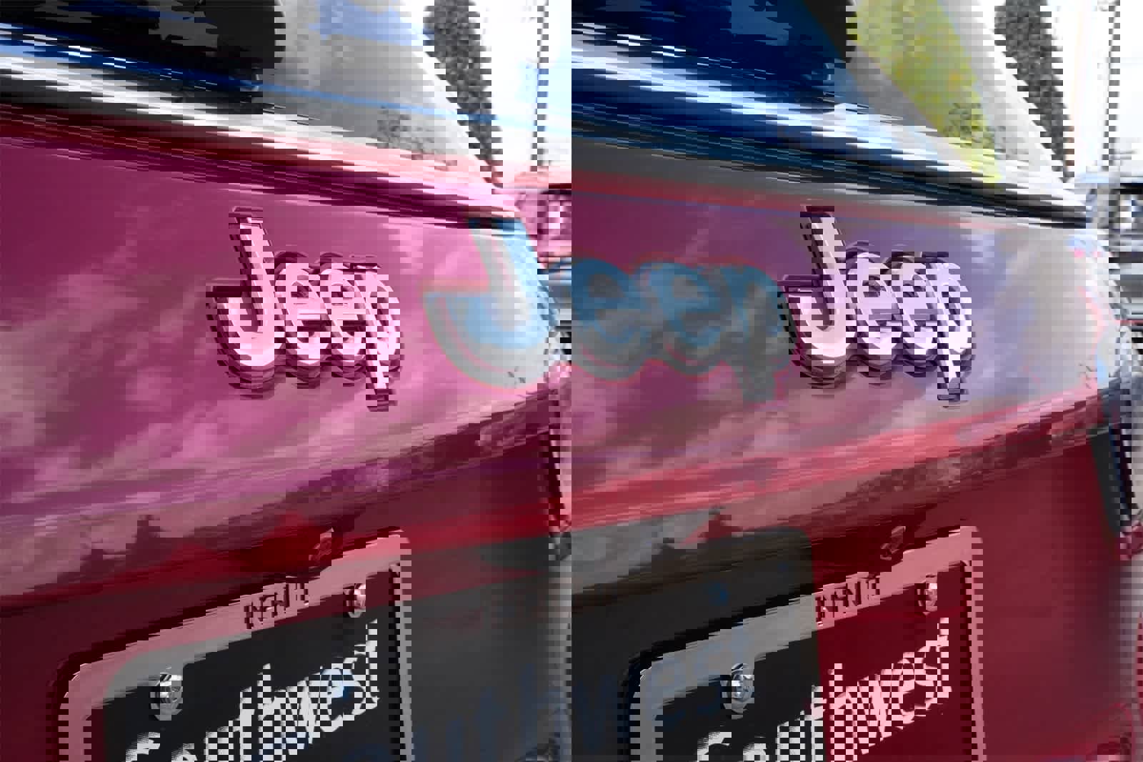 Used 2018 Jeep Compass Latitude w/ Popular Equipment Group image 19