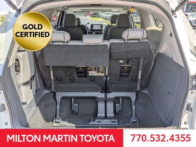 Certified 2024 Toyota Sienna XLE FWD image 10