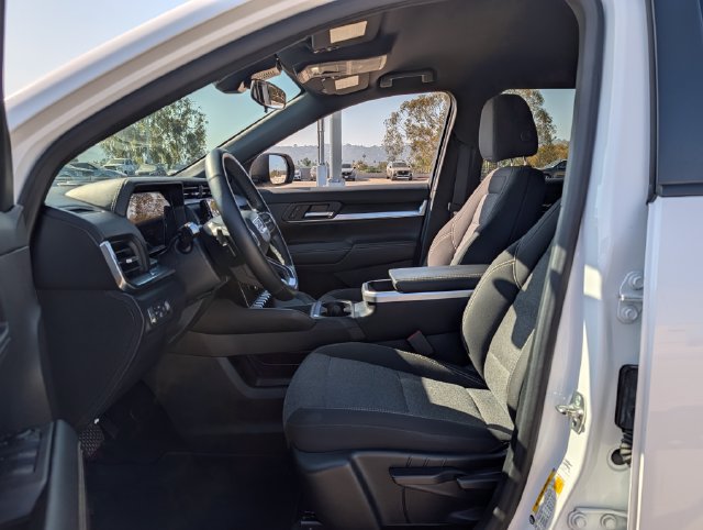Used 2025 GMC Terrain Elevation AWD/4WD image 11