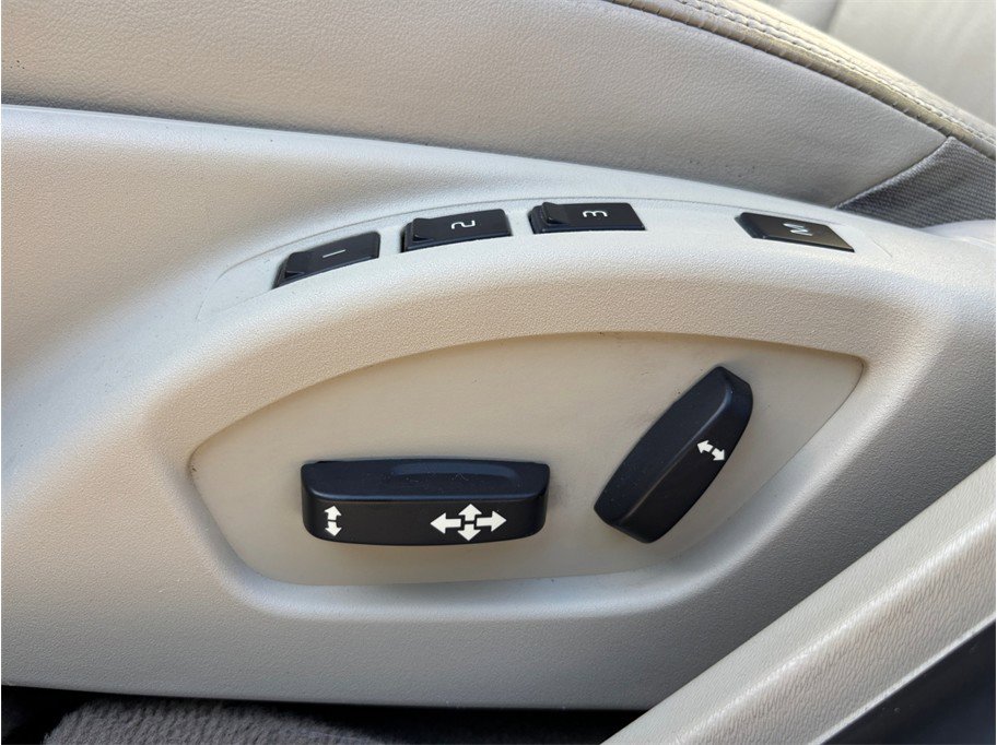 Used 2014 Volvo S60 T5 image 16