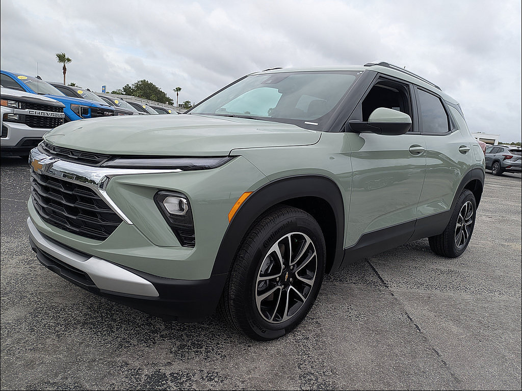 New 2026 Chevrolet TrailBlazer LT w/ Convenience Package FWD image 8