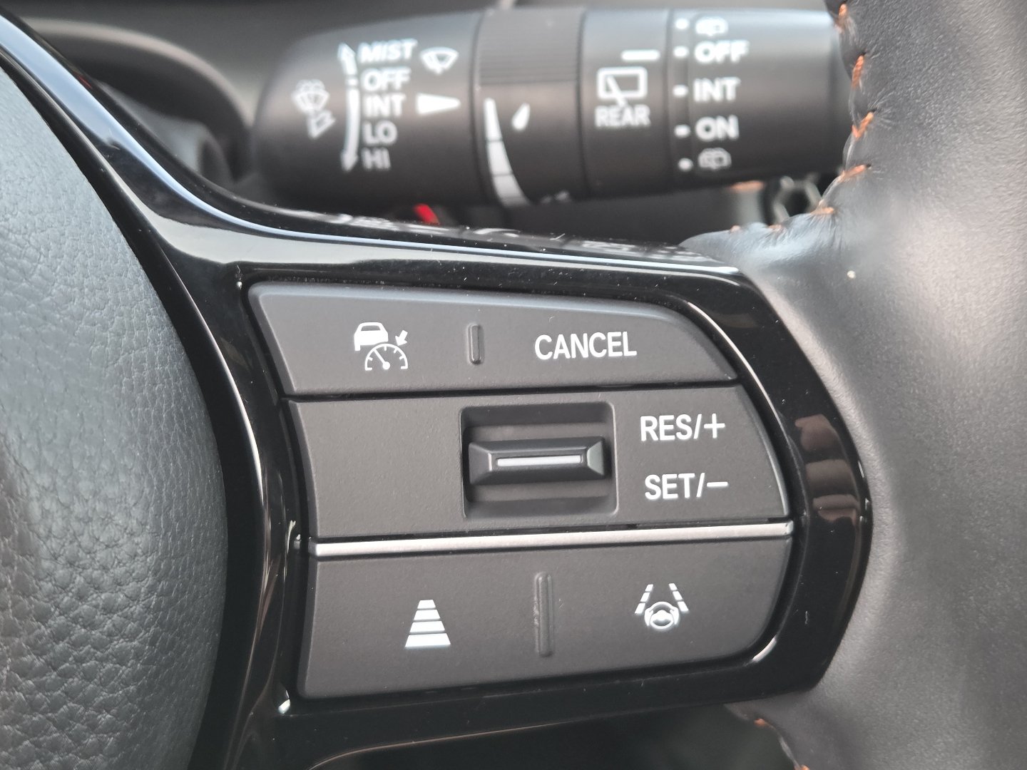 Used 2024 Honda HR-V Sport image 7