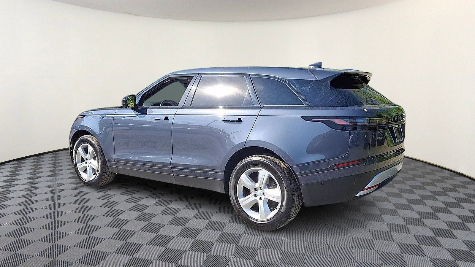 Certified 2026 Land Rover Range Rover Velar S AWD/4WD image 6