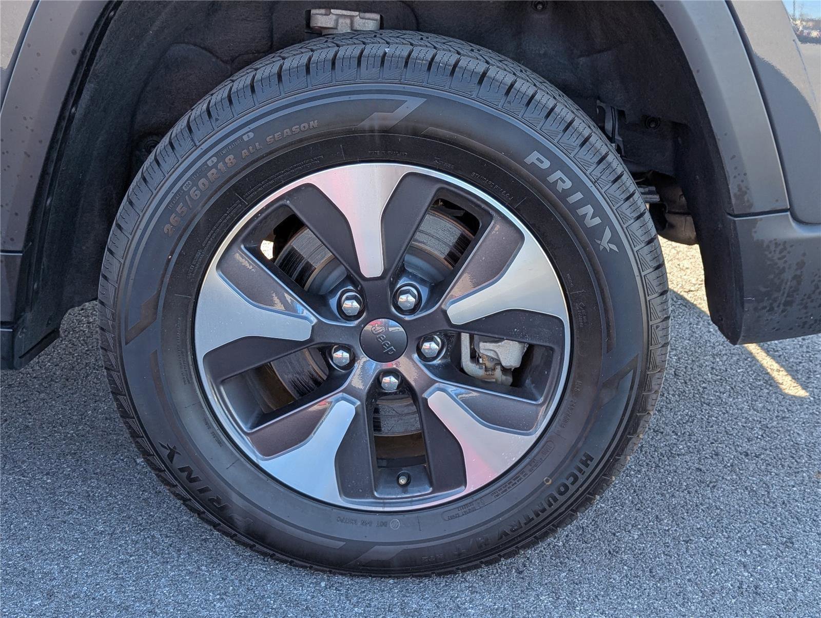 Used 2023 Jeep Grand Cherokee 4WD 4xe image 10