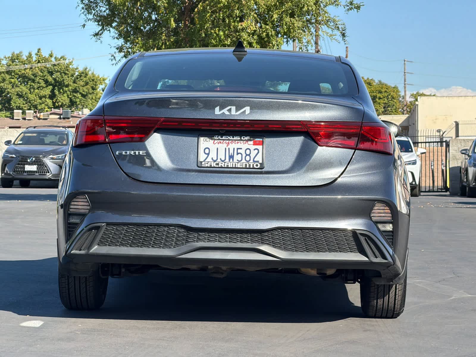 Used 2023 Kia Forte LXS FWD image 8