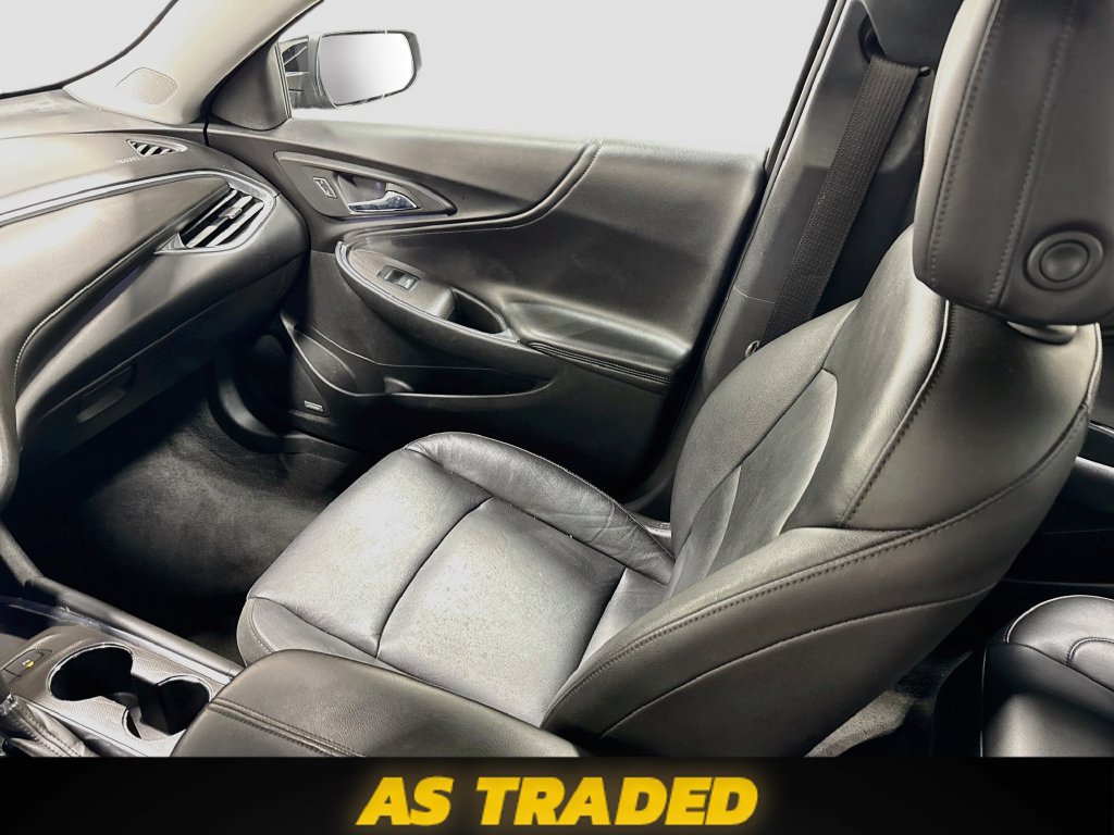 Used 2018 Chevrolet Malibu LT w/ Leather Package FWD image 25