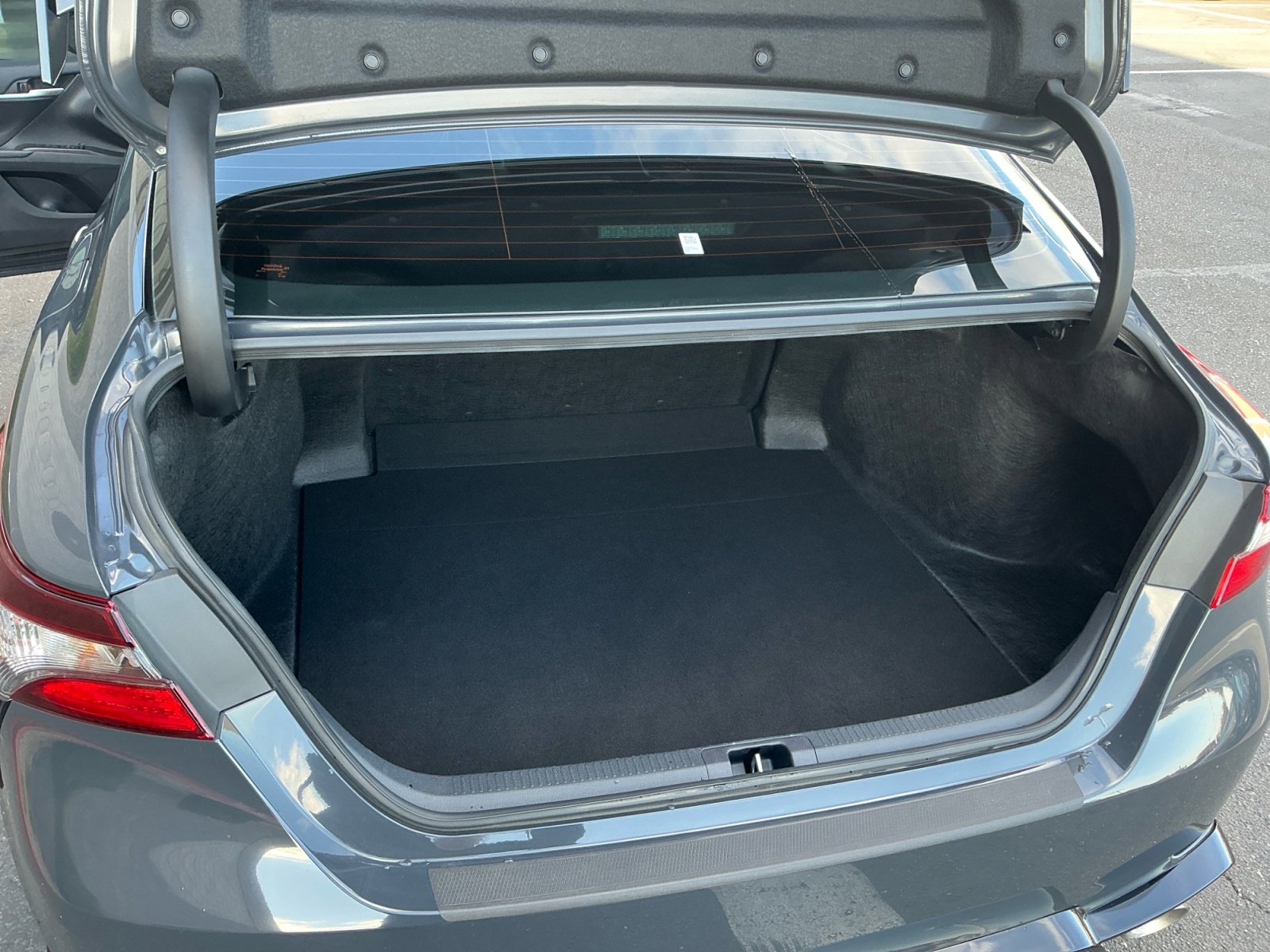 Certified 2024 Toyota Camry image 33