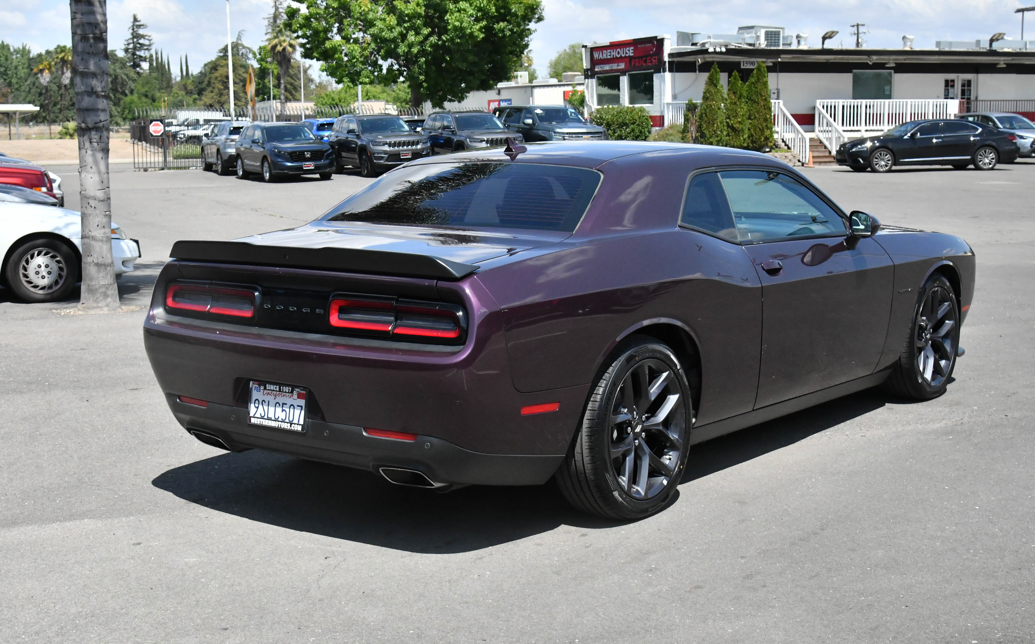 Used 2022 Dodge Challenger R/T w/ Plus Package RWD image 8