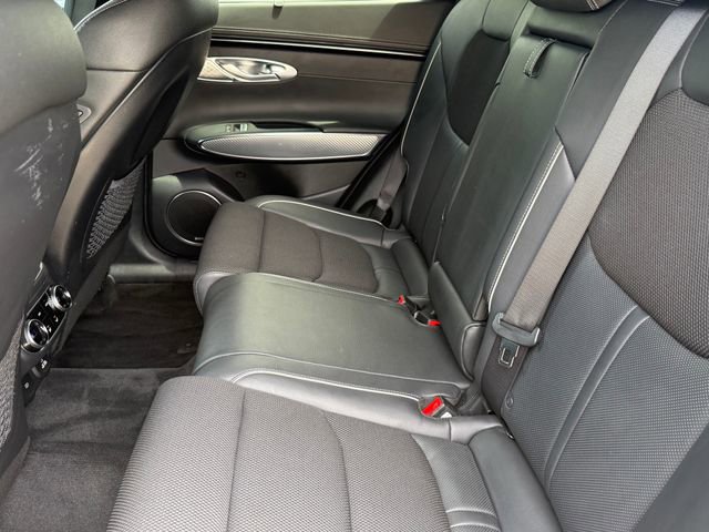 Used 2023 Genesis GV70 2.5T w/ Sport Prestige Package AWD/4WD image 25