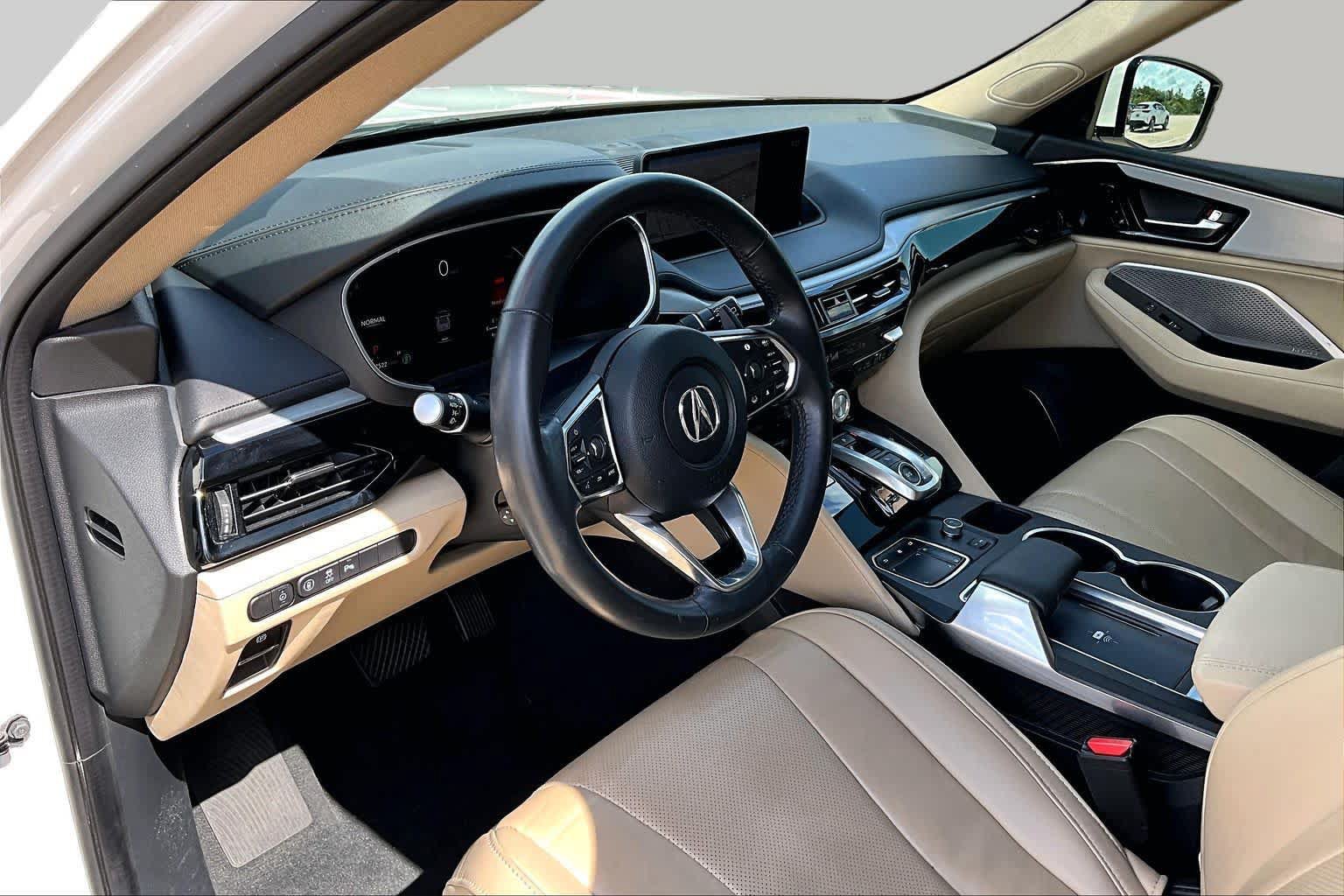 Used 2024 Acura MDX w/ Technology Package FWD image 18