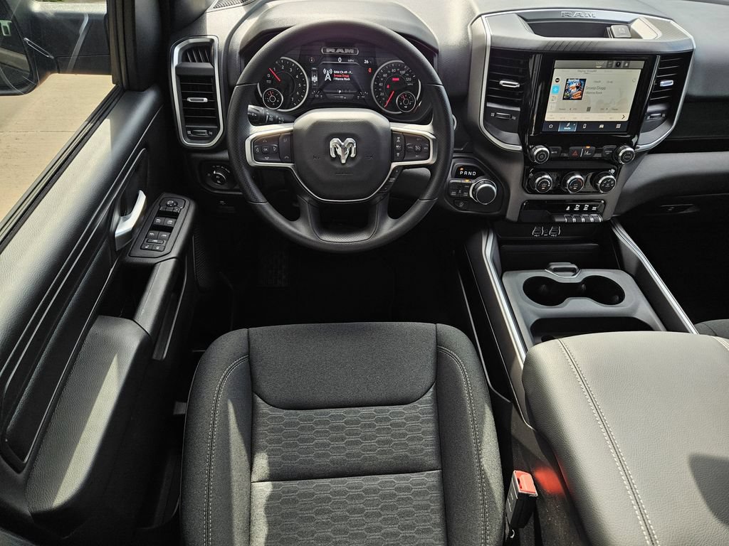 New 2026 RAM 1500 Express AWD/4WD image 9