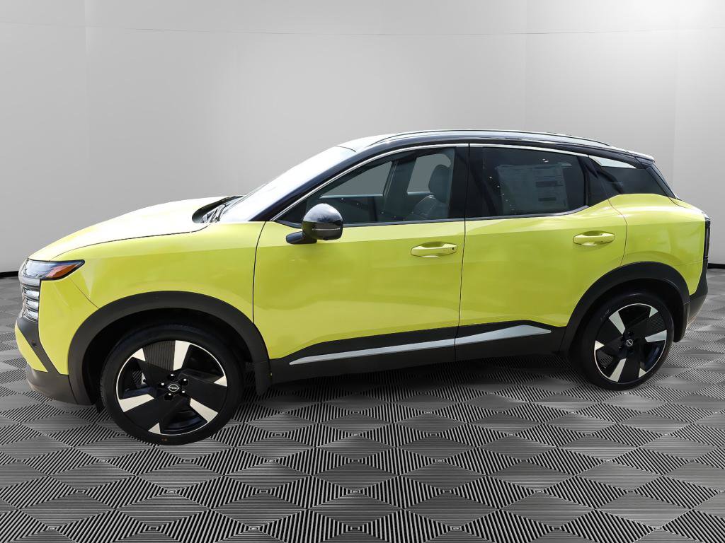 New 2026 Nissan Kicks SR w/ SR Premium Package AWD/4WD image 3