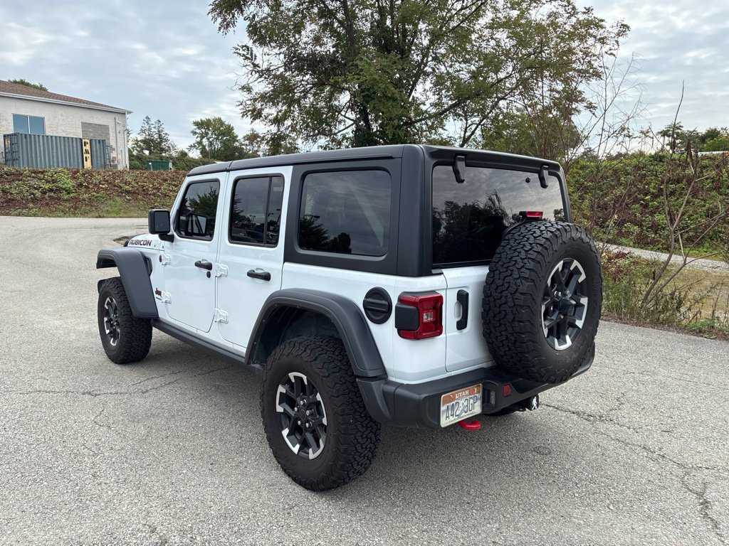 Used 2024 Jeep Wrangler Unlimited Rubicon w/ Technology Group AWD/4WD image 14