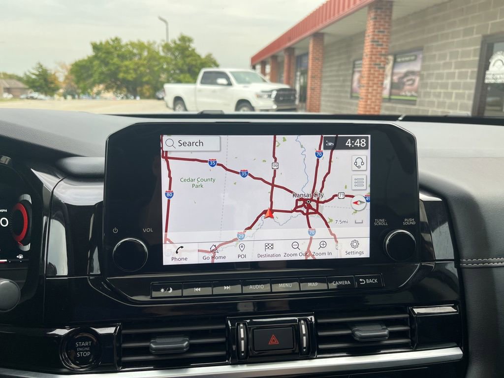 Used 2025 Nissan Pathfinder Platinum w/ Cargo Package image 68