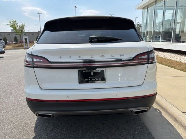 Certified 2022 Lincoln Nautilus Reserve w/ Luxury Package image 4