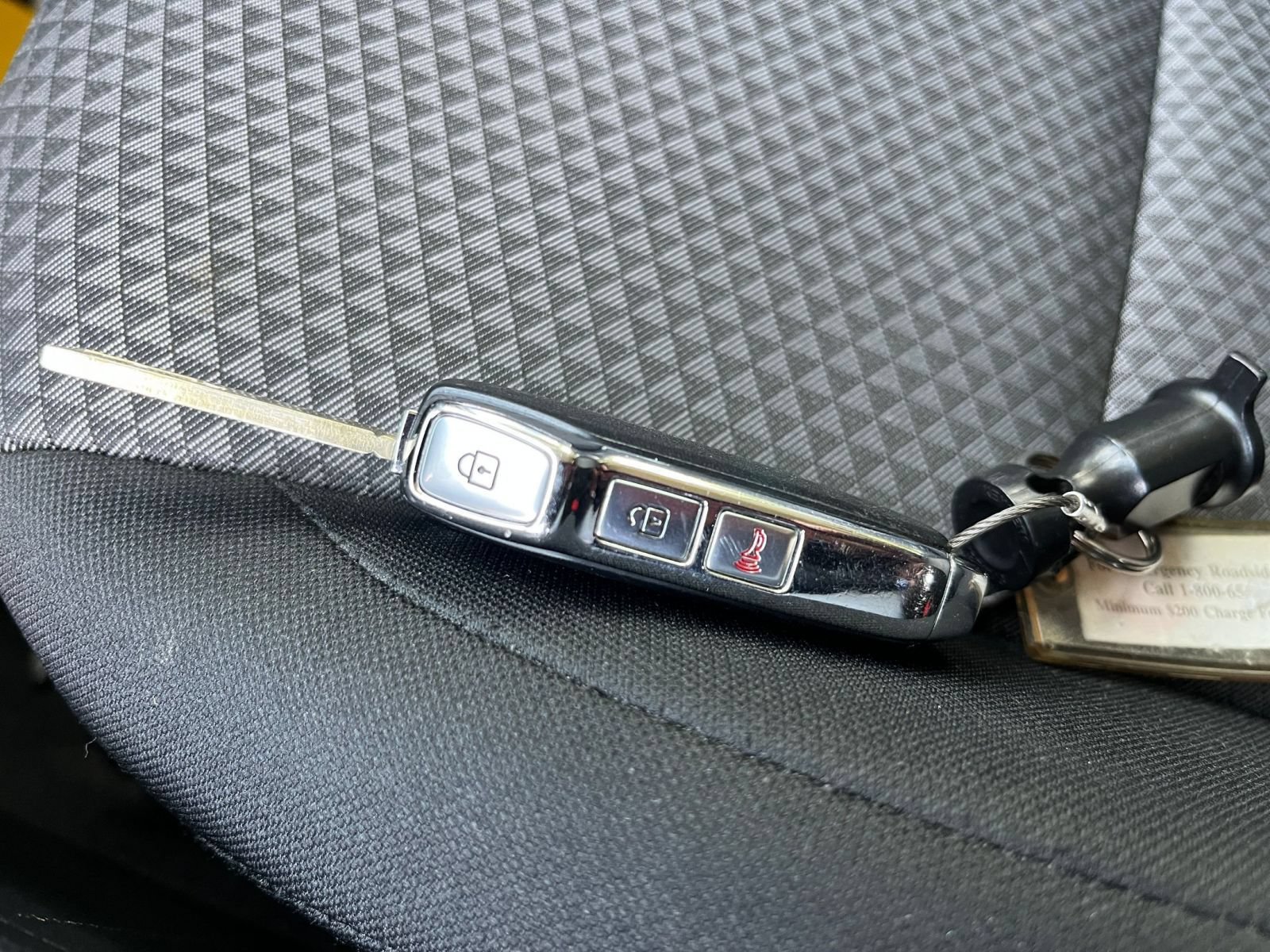 Used 2025 Kia Soul LX w/ LX Technology Package FWD image 20