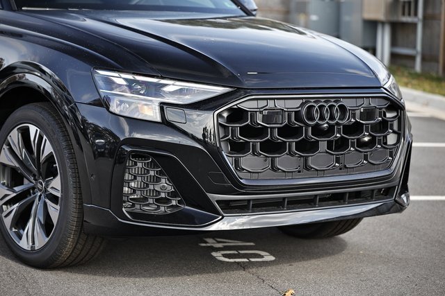 New 2026 Audi Q8 Premium Plus image 4