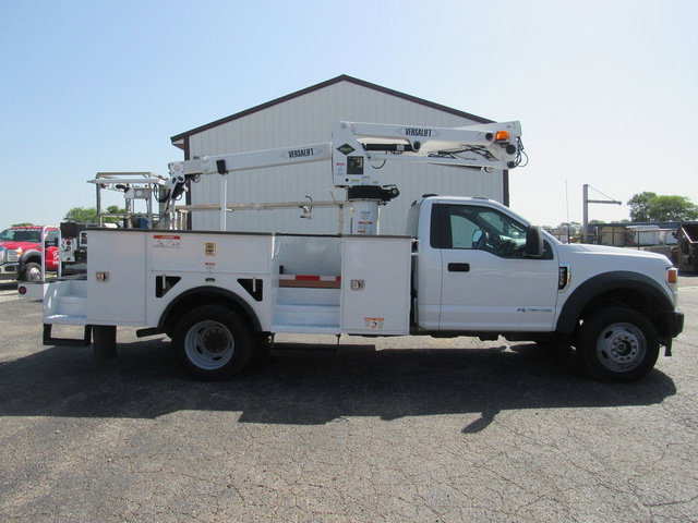 Used 2021 Ford F550 4x4 Regular Cab Super Duty image 2