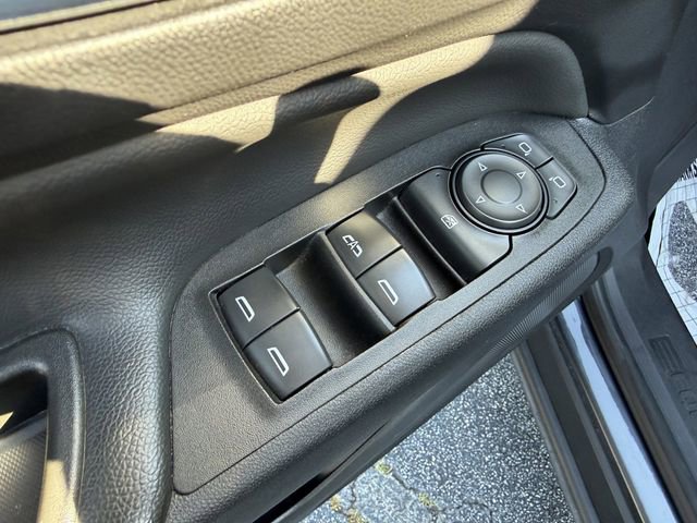Used 2022 Chevrolet Equinox LT FWD image 11