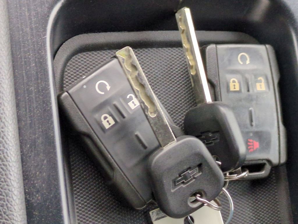 Used 2017 Chevrolet Silverado 1500 LT image 37