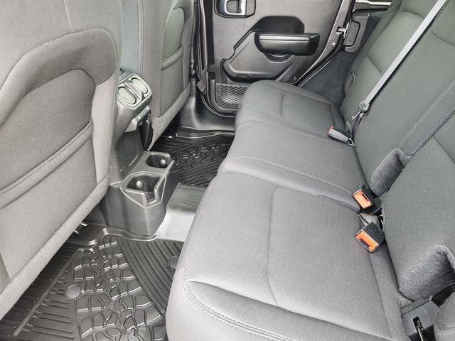 Used 2022 Jeep Wrangler Unlimited Sport image 30