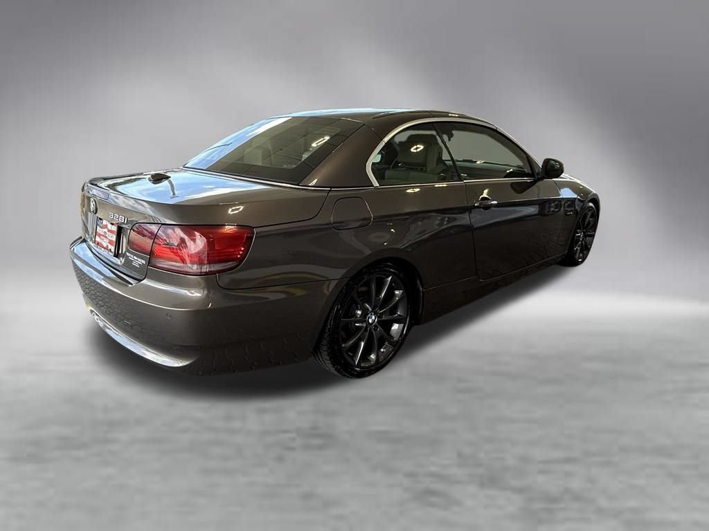 Used 2010 BMW 328i Convertible RWD image 4