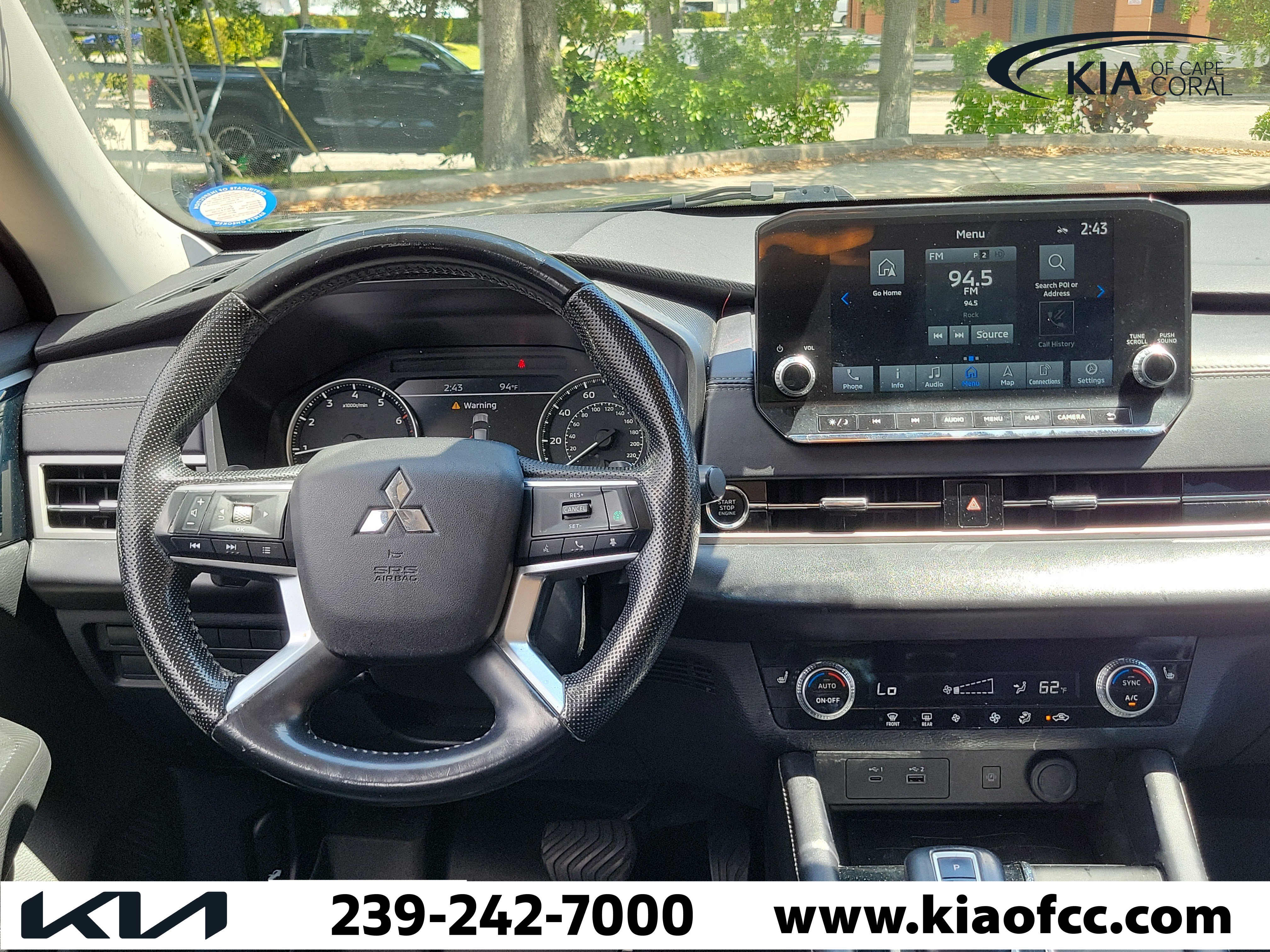 Used 2024 Mitsubishi Outlander SE Black Edition FWD image 19