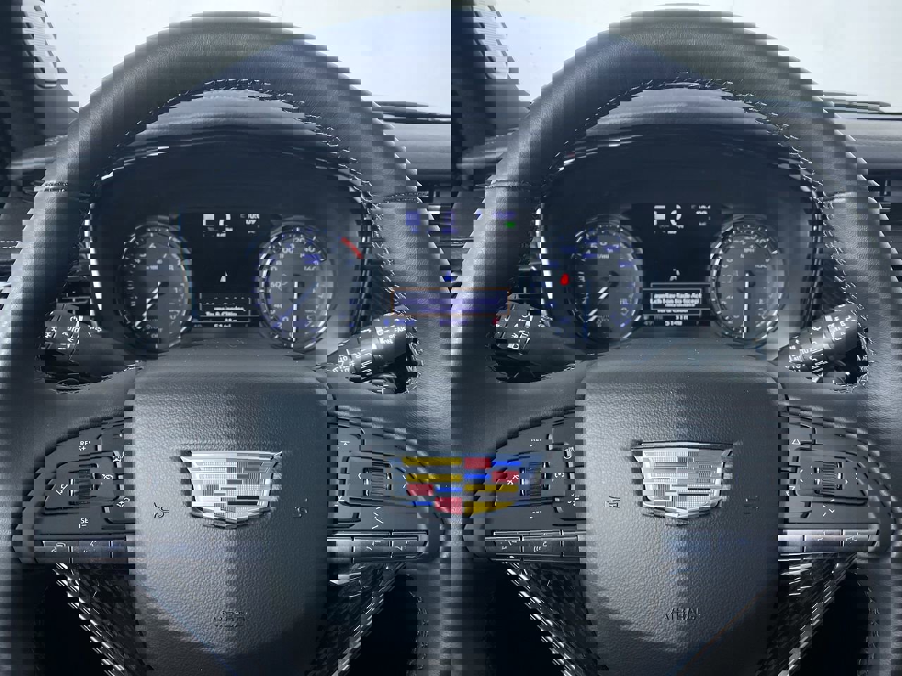 New 2025 Cadillac XT6 Premium Luxury w/ Technology Package image 3