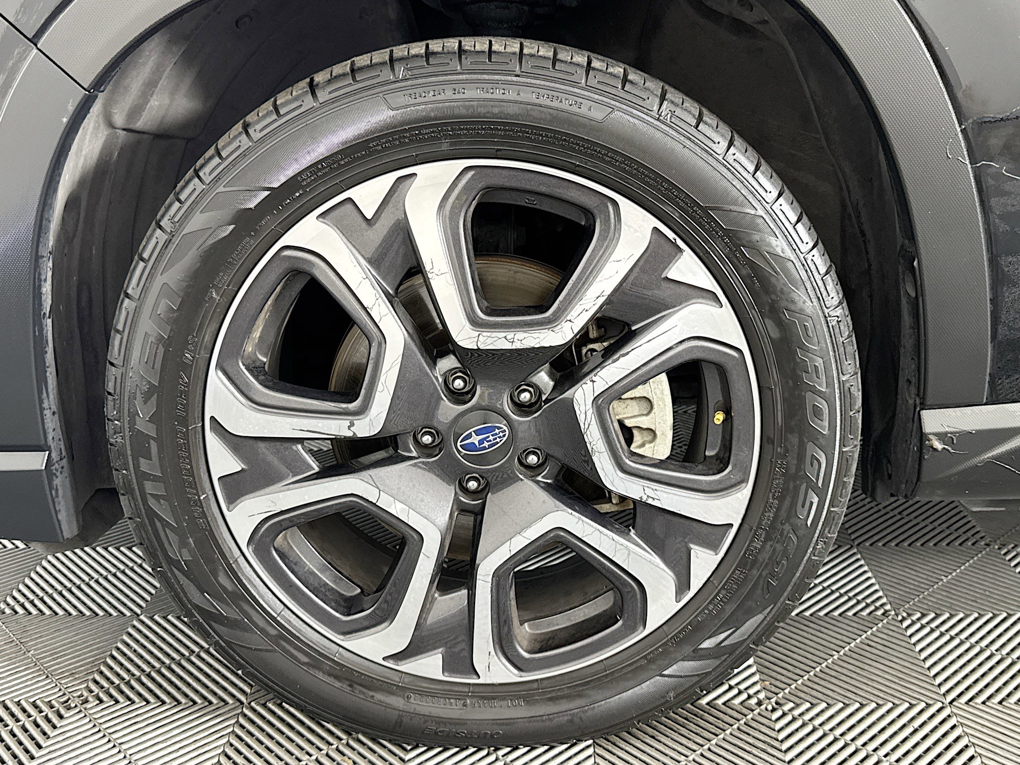 Used 2024 Subaru Ascent Limited AWD/4WD image 37